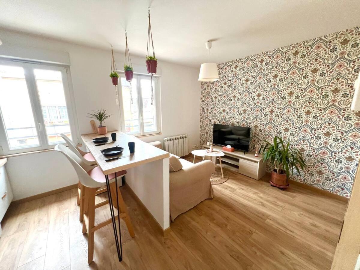 Le Jardin Des Plantes Apartment Кале Екстериор снимка